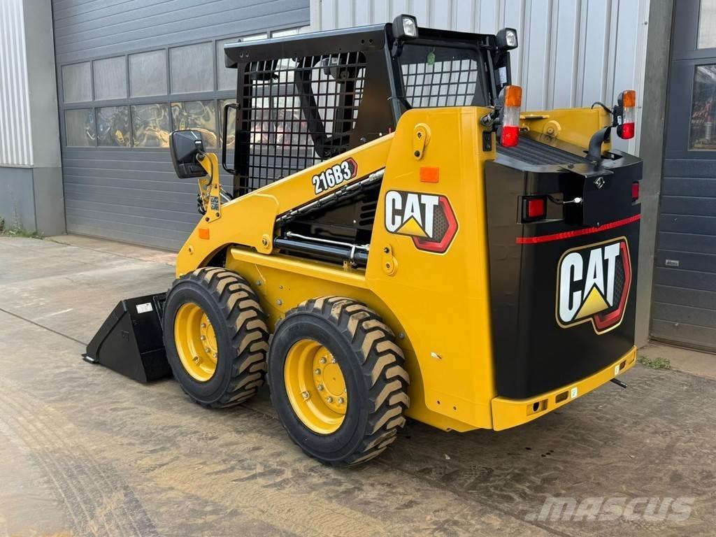 CAT 216B3 轮式装载机