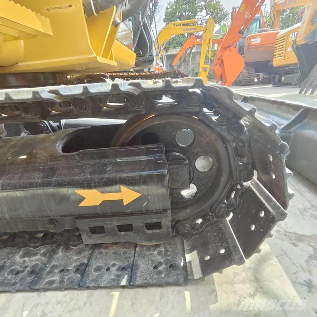 CAT 305.5 E2 小型挖掘机