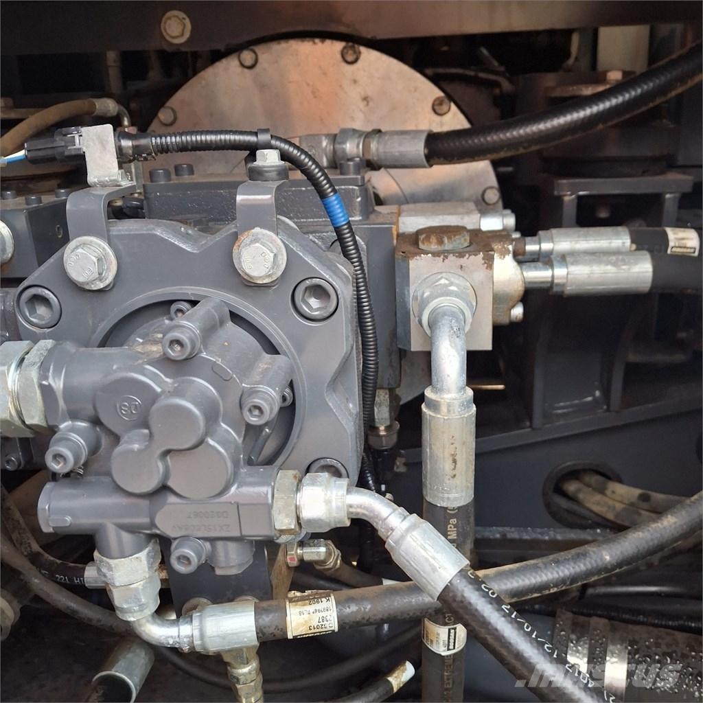 Doosan DX140LC 履带挖掘机