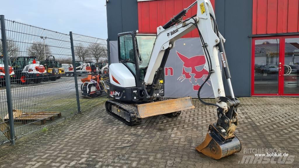 Bobcat E34 小型挖掘机