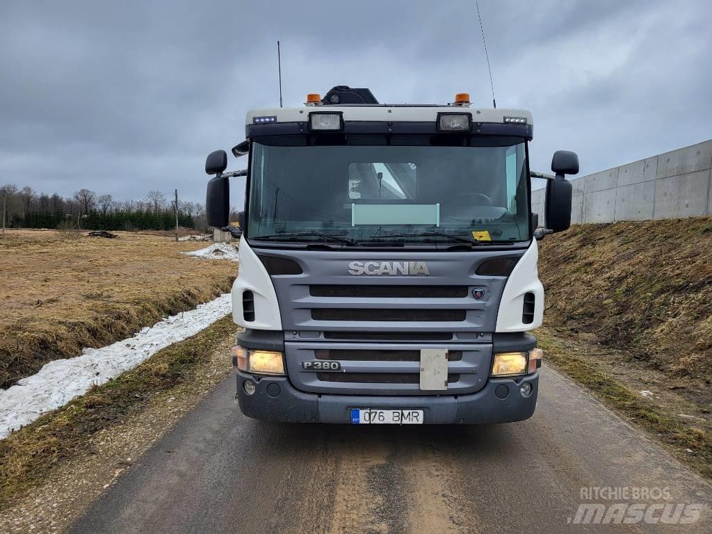 Scania P 380 起重车