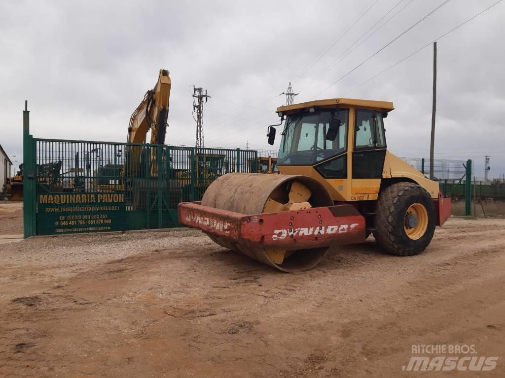 Dynapac CA 402 D 双轮压路机