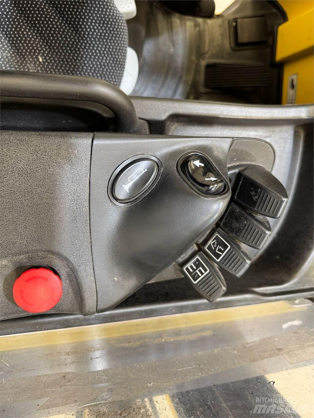 Hyster R1 6 前移式叉车