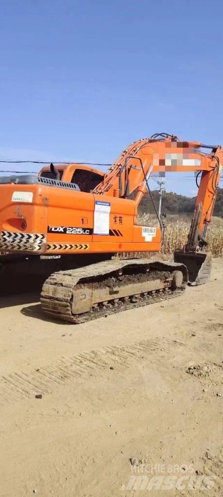 Doosan DX 225LC 履带挖掘机
