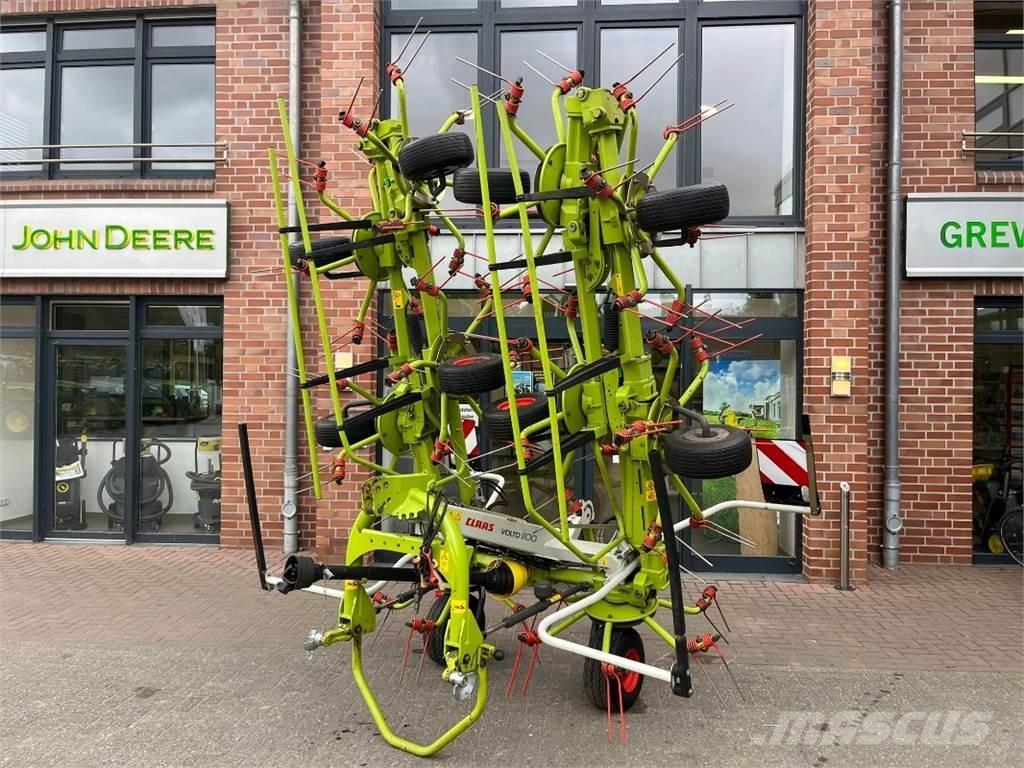 CLAAS Volto 1100 犁耙和摊草机