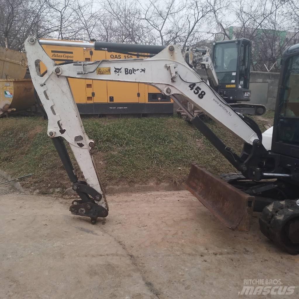 Bobcat E 50 小型挖掘机