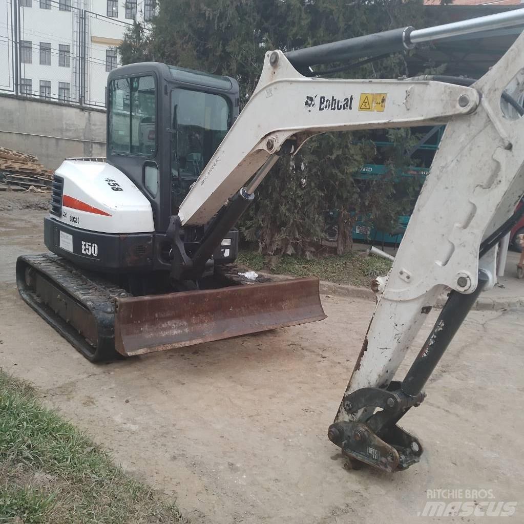 Bobcat E 50 小型挖掘机