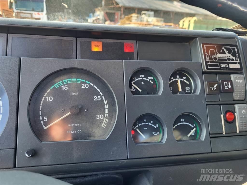 Iveco MAGIRUS 270 平板车