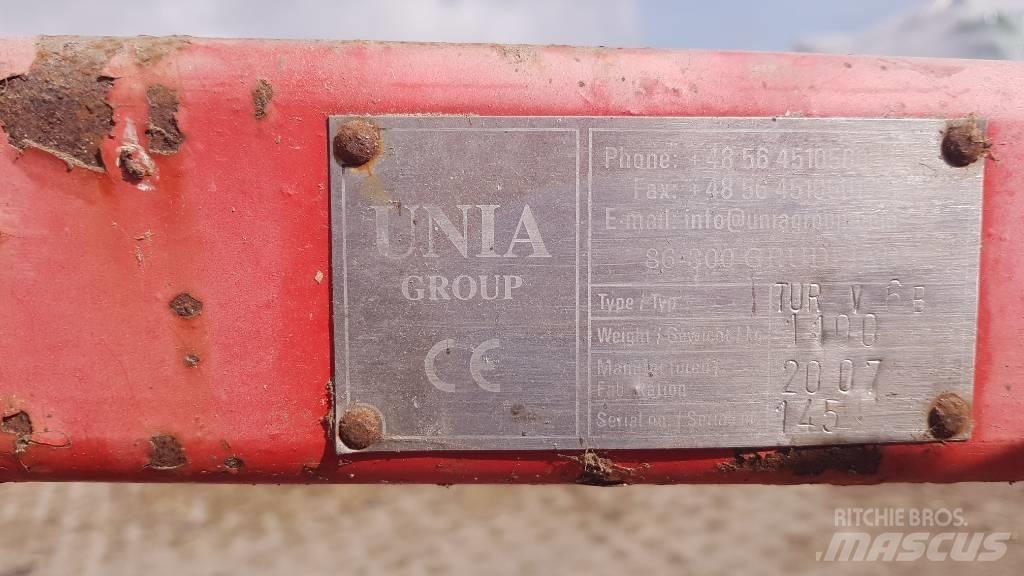Unia TUR V6 传统犁