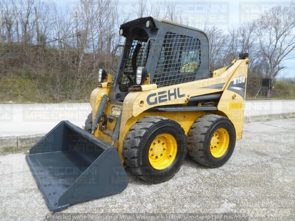 Gehl R190 HF 滑移装载机