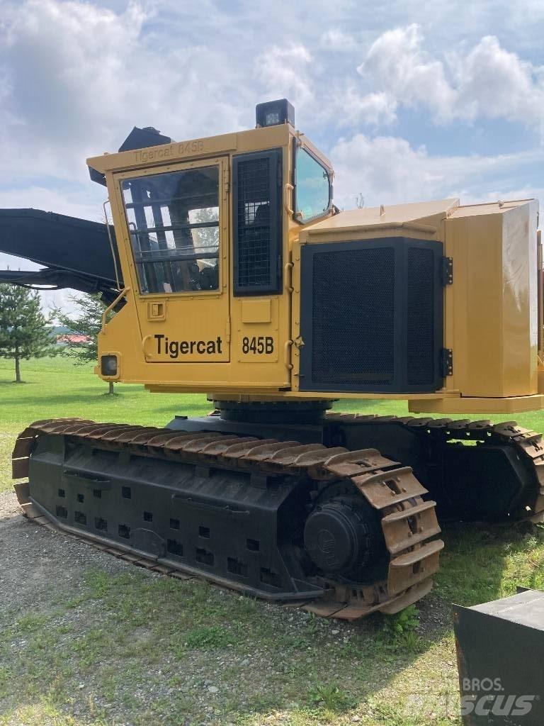 Tigercat 845B 收割机