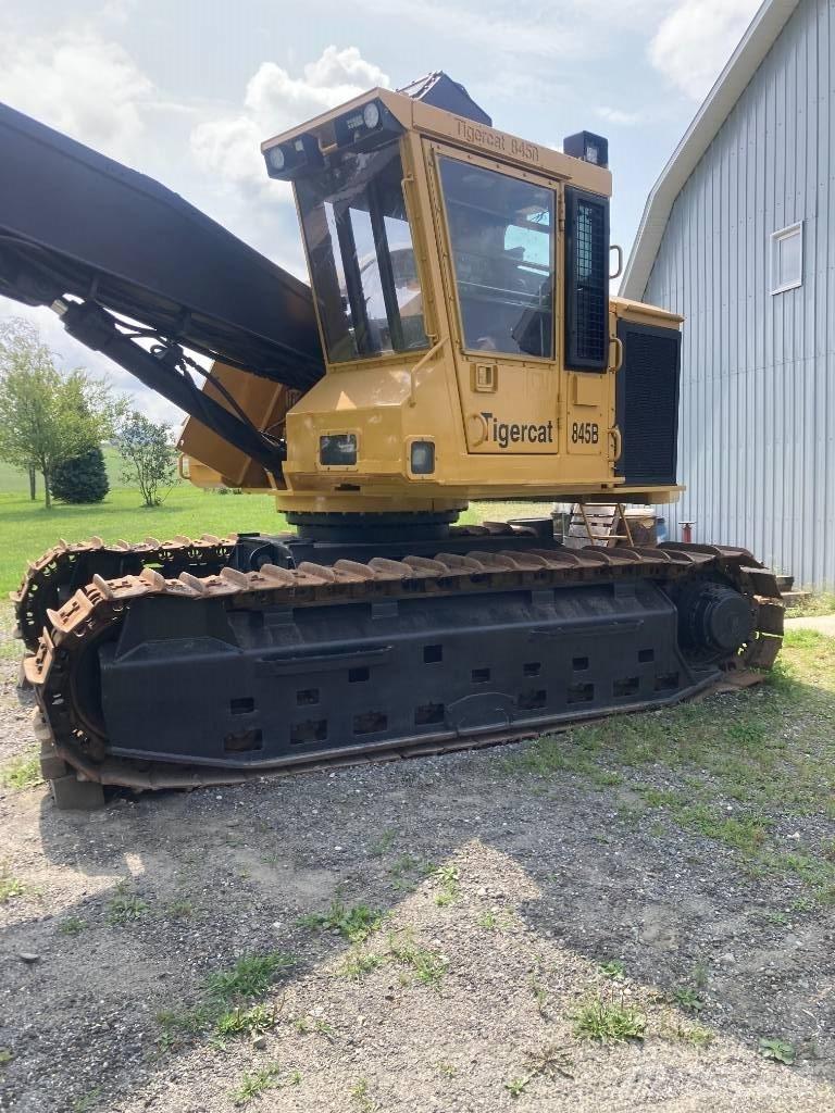Tigercat 845B 收割机
