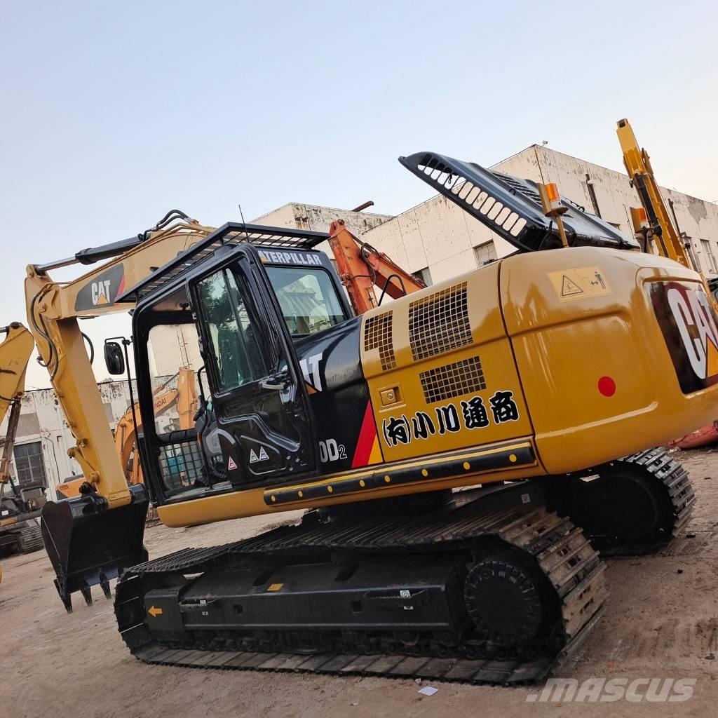 CAT 320 D2 L 轮式挖掘机