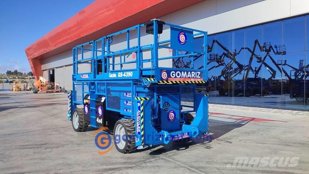 Genie GS 4390 RT 剪叉式升降机
