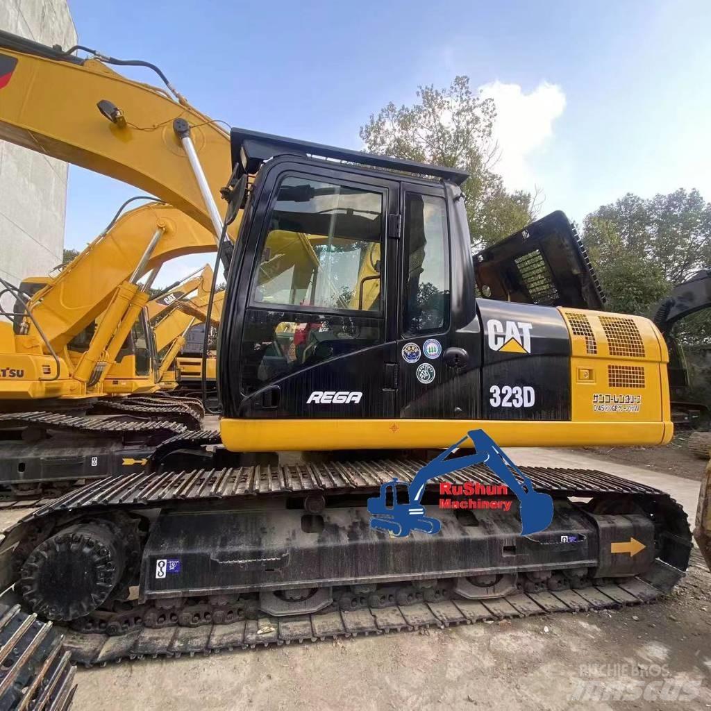CAT 323D 履带挖掘机