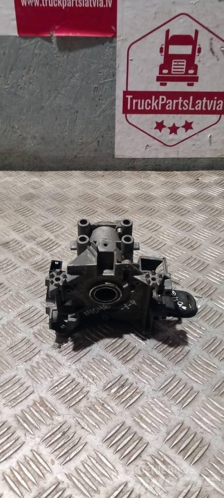 MAN TGA   81255016035 驾驶室与内部
