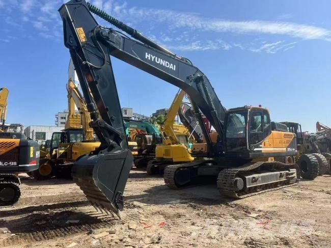 Hyundai 305 履带挖掘机