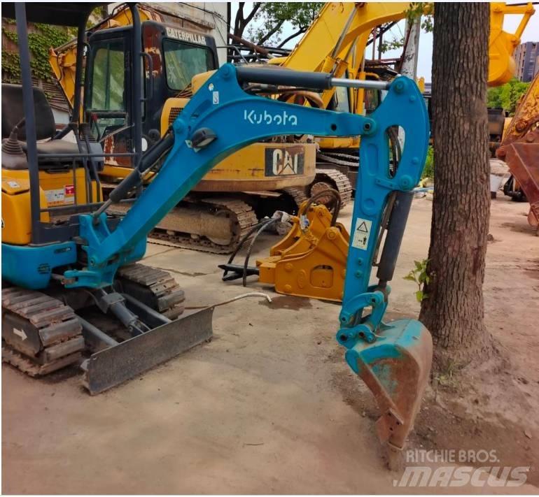 Kubota U 15 小型挖掘机