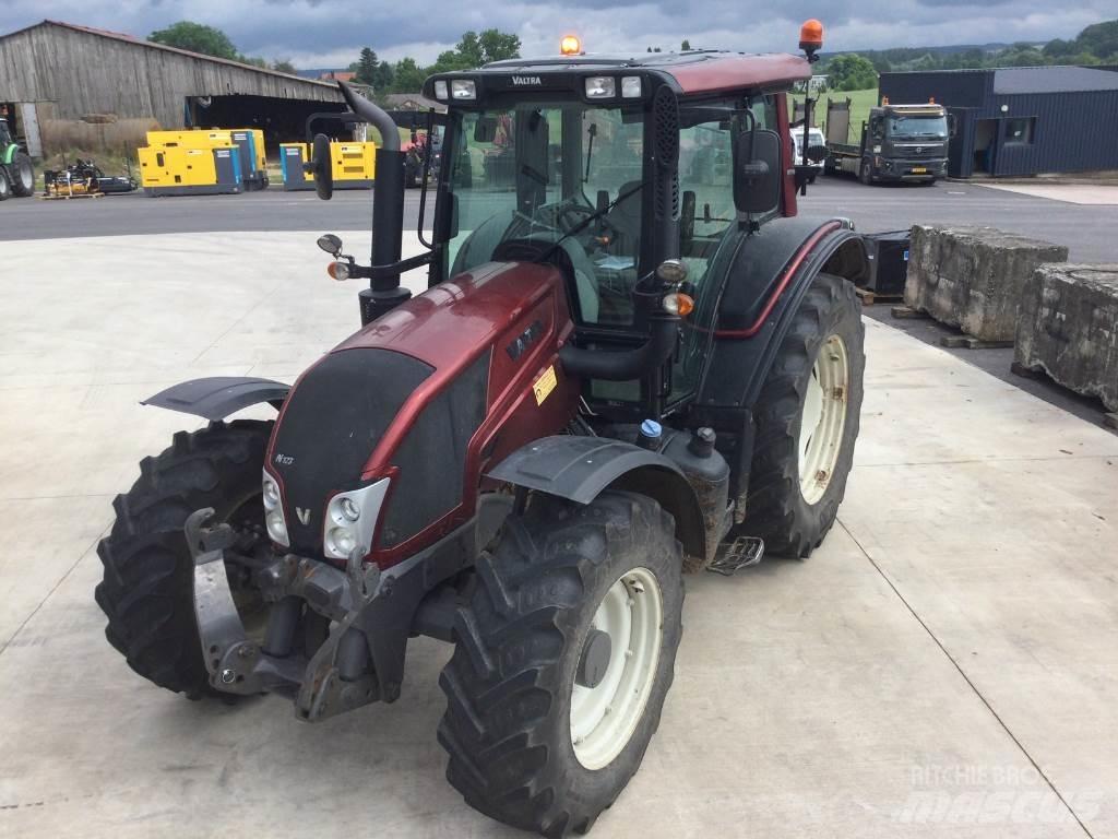 Valtra N123 拖拉机/农用车