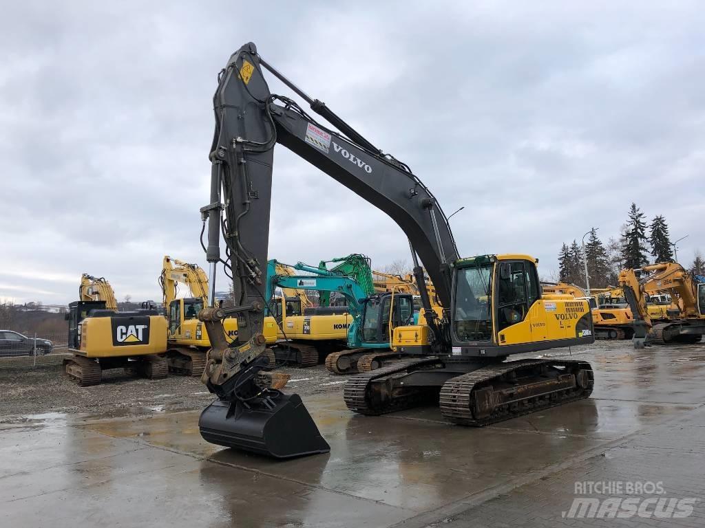 Volvo EC 240 C N L 履带挖掘机