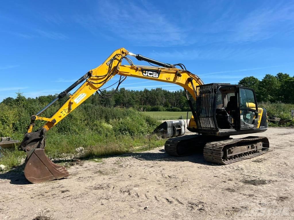 JCB JS 130 LC 履带挖掘机