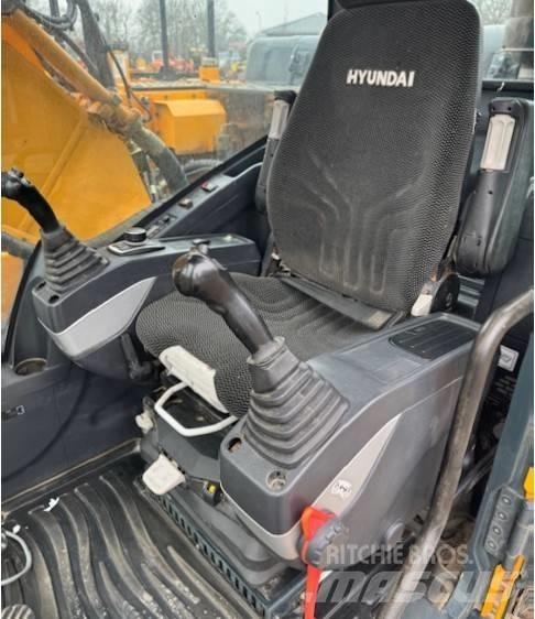Hyundai HX 220 L 履带挖掘机