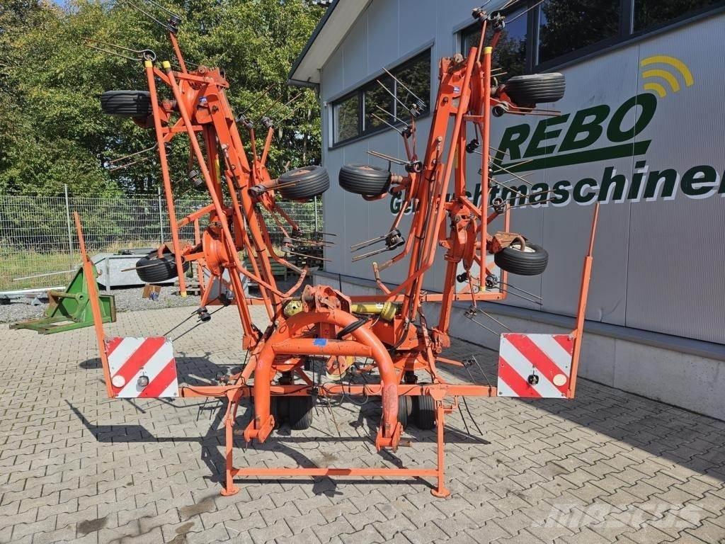 Kuhn GF 8501 MH 犁耙和摊草机