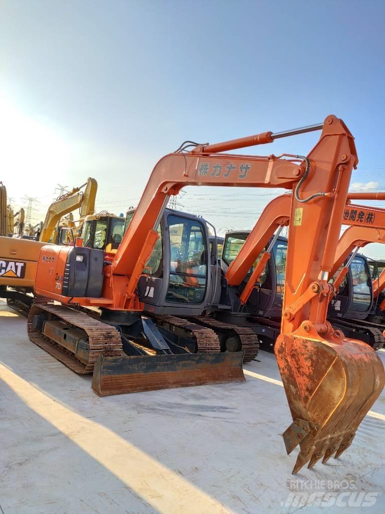 Hitachi ZX 70 LC 中型挖掘机