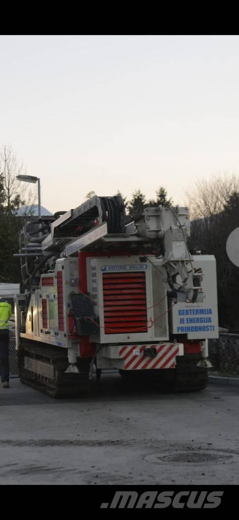 Chomacchio 901GT 小型钻机