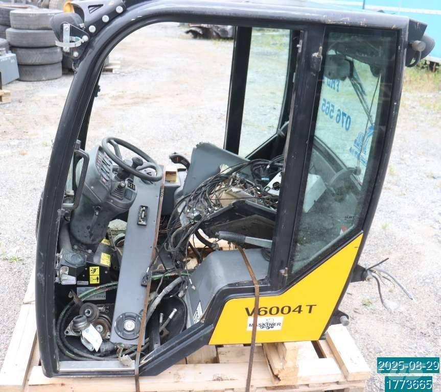 GiANT V 6004 T 小型装载机