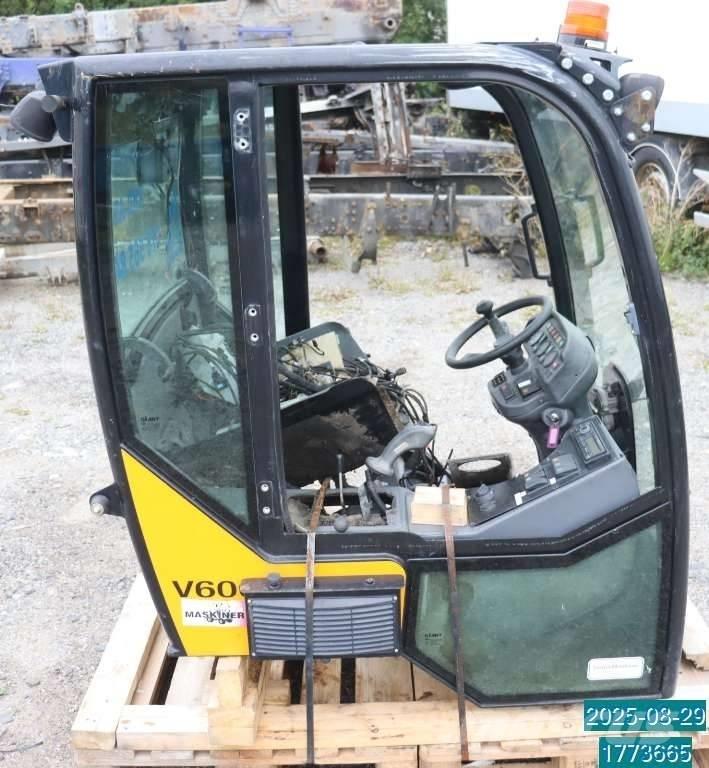 GiANT V 6004 T 小型装载机