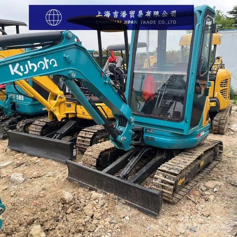 Kubota U 20 小型挖掘机