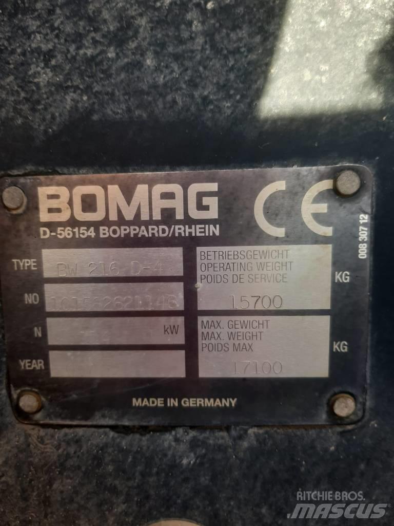 Bomag BW 216 D-4 土壤压实机