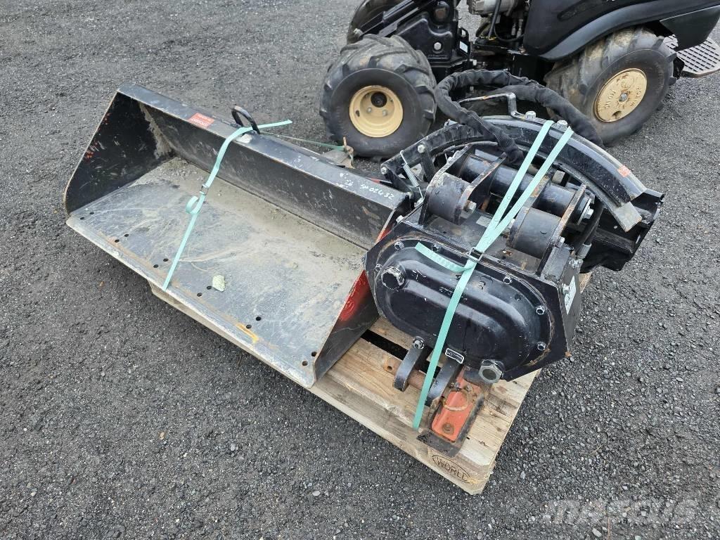 Ditch Witch R300 挖沟机