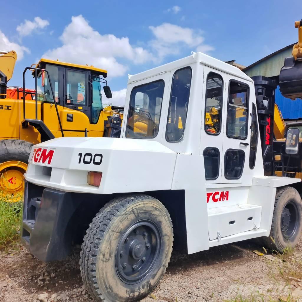 TCM FD 100 柴油叉车