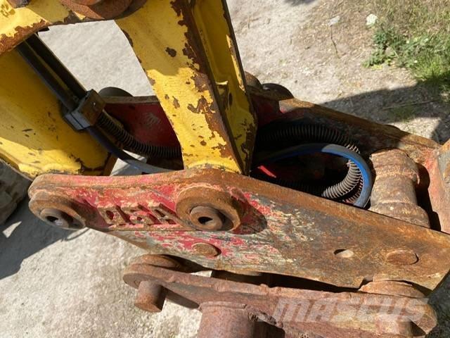 New Holland E 50.2 C 小型挖掘机