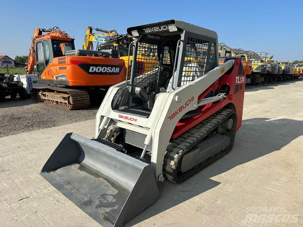 Takeuchi TL130 履带式推土机