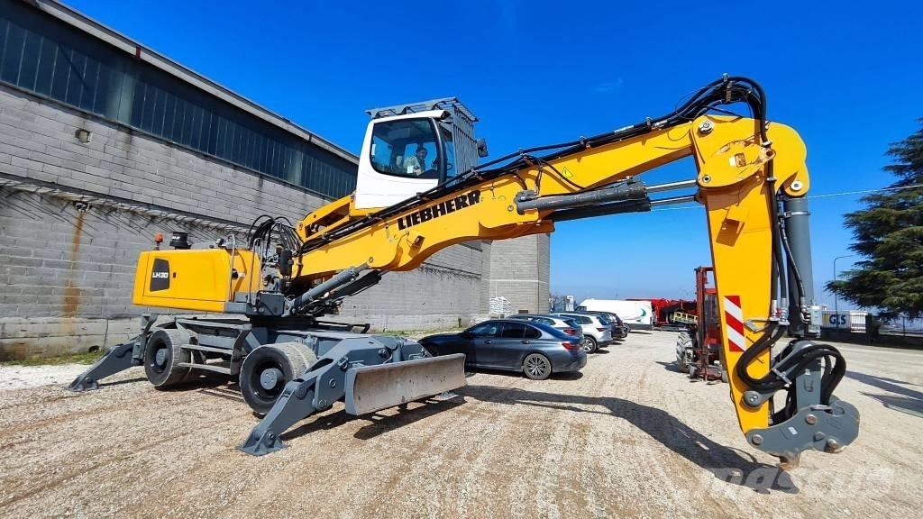 Liebherr LH 30 M 工业挖掘机