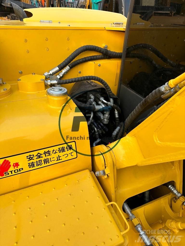 Komatsu PC 70 小型挖掘机