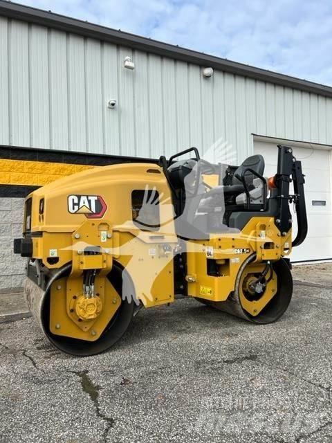 CAT CB2.5 GC 单轮压路机