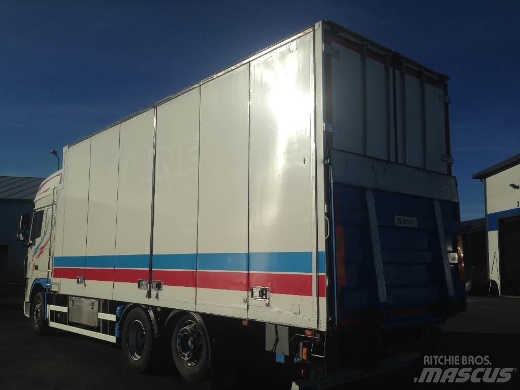 DAF XF105.510 6x2/48 厢式货车