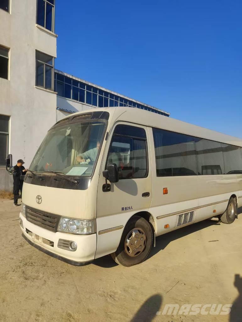 Toyota Coaster 公路客运汽车