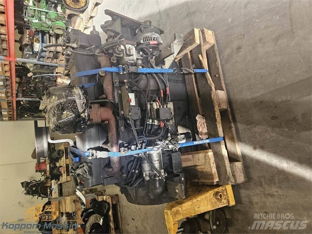 Komatsu Sisu 发动机