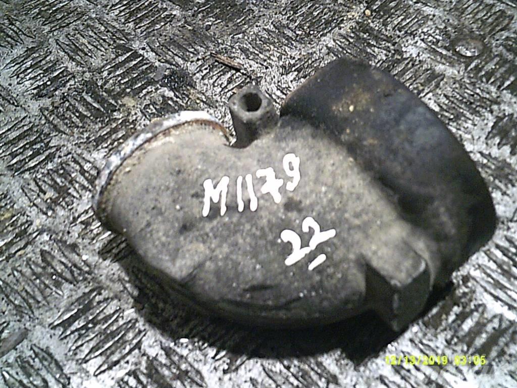 MAN TGA   51694113487 散热器