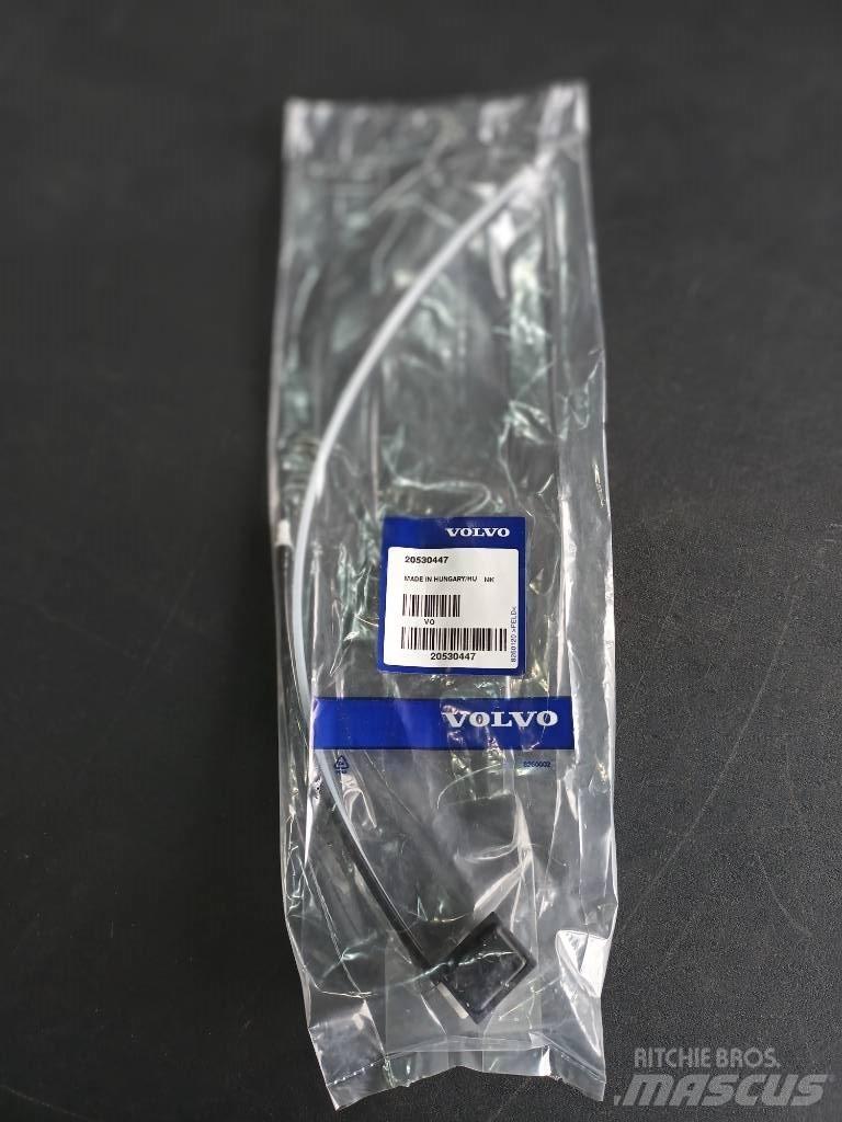 Volvo VALVE 20530447 驾驶室与内部