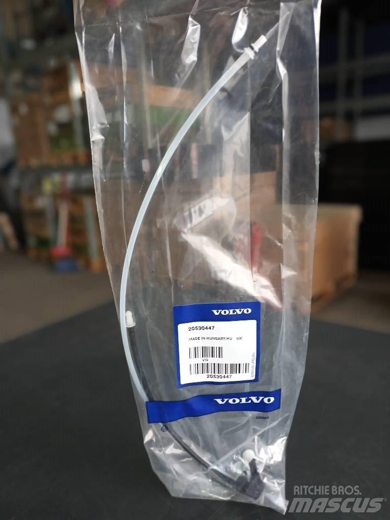 Volvo VALVE 20530447 驾驶室与内部