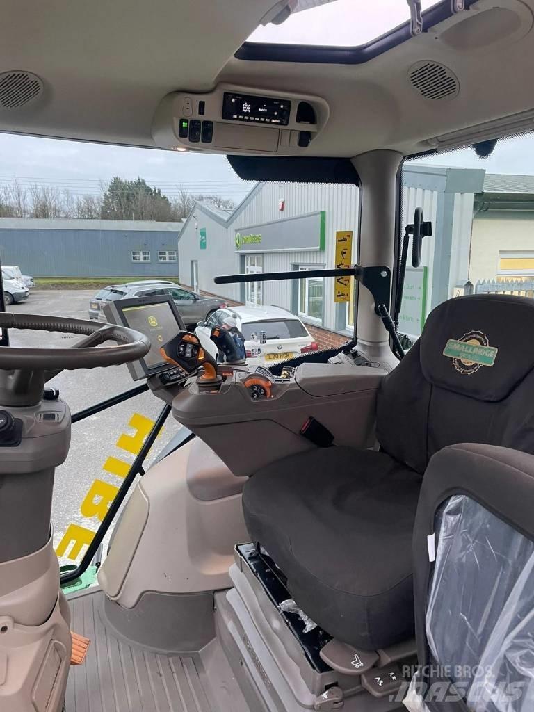 John Deere 6R215 拖拉机/农用车