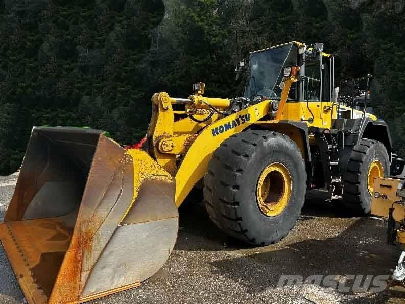 Komatsu WA470LC-6 轮式装载机