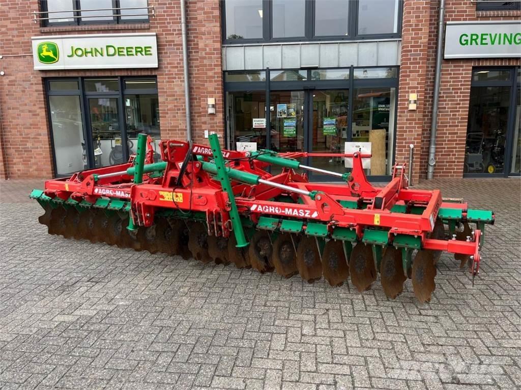 Agro-Masz BT50 圆盘耙
