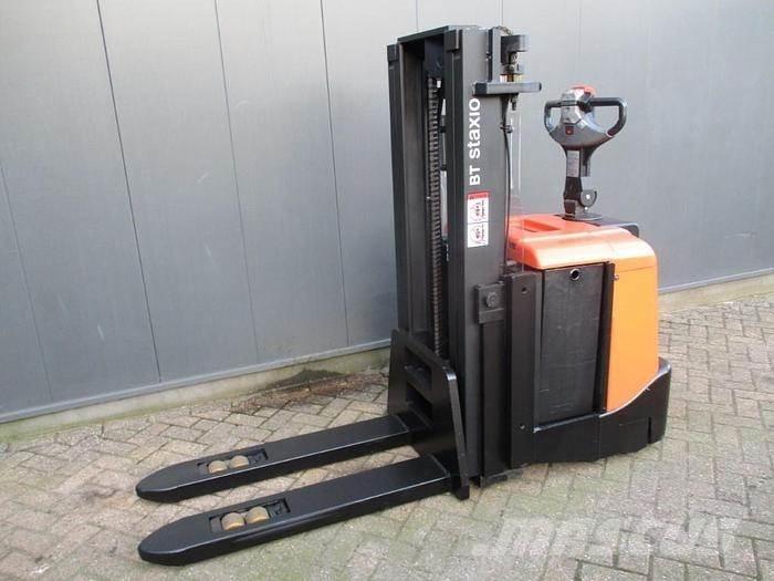 BT SPE 160L 手推堆垛车